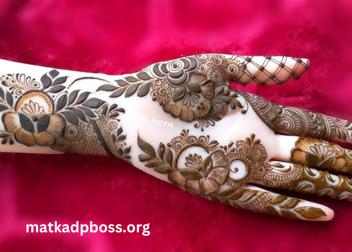 stylish8so5bonpy8s= Front Hand Mehndi Design